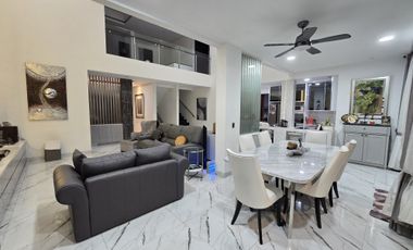 Dijual Rumah Mewah furnished dengan Kolam Renang di Puspita Loka BSD