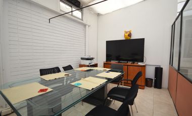 casa en arriendo en la castellana. Cod A479191