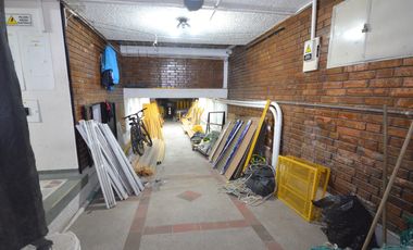 casa en arriendo en la castellana. Cod A479191