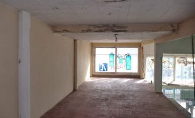 LOCAL COMERCIAL EN AV. 32