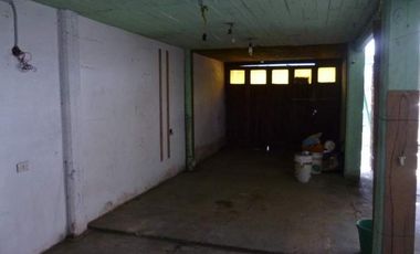 LOCAL COMERCIAL EN AV. 32