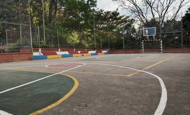 Venta de hermosa casa en conjunto cerrado en Floridablanca con un área de 48 metros y dos niveles. Cod V12581