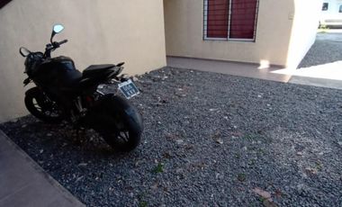 PERMUTA - DEPARTAMENTO DE 2 AMBIENTES AL FRENTE C/ COCHERA - MORON SUR