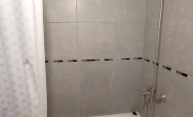 PERMUTA - DEPARTAMENTO DE 2 AMBIENTES AL FRENTE C/ COCHERA - MORON SUR