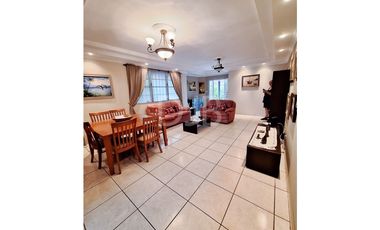 VENTA DE CASA CON PISCINA EN BRISAS DEL GOLF $260,000 #528
