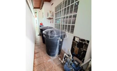 VENTA DE CASA CON PISCINA EN BRISAS DEL GOLF $260,000 #528
