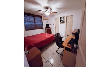 VENTA DE CASA CON PISCINA EN BRISAS DEL GOLF $260,000 #528