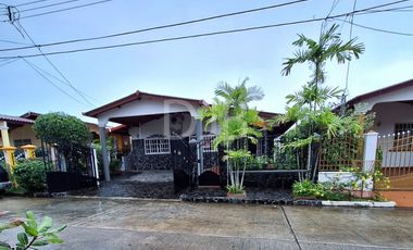 VENTA DE CASA CON PISCINA EN BRISAS DEL GOLF $260,000 #528