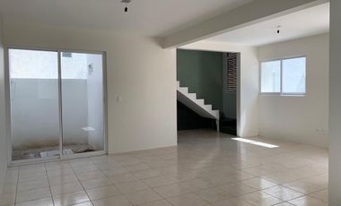 Casa nueva en venta en colonia Granjas de Aguayo, Santa Cruz Xoxocotlán, Oax.