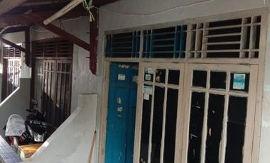 Kontrakan 3 pintu strategis di M Kahfi 1 Jak Sel