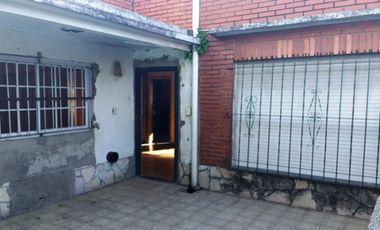 Chalet 4 ambientes. Barrio San Nicolas.