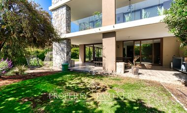 Departamento en primer piso con jardín, Piedra Roja