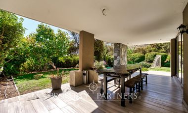 Departamento en primer piso con jardín, Piedra Roja