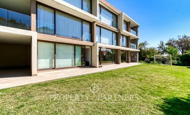 Departamento en primer piso con jardín, Piedra Roja