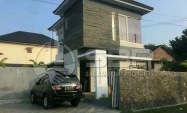 Rumah Dijual Jogja MEwah Modern jl Kaliurang km 9,Condongcatur,Plosokuning