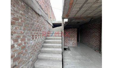Venta Casa Comercial 2 Pisos Calle Union Trujillo