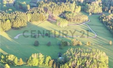 EXCLUSIVAS PARCELAS 5000 M2 A PASOS DE VILLARRICA