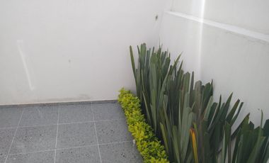SE VENDE CASA EN COL. EL PRADO
