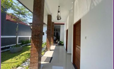 PERDANA VILLA MENAWAN DI KAWASAN PRAMBANAN