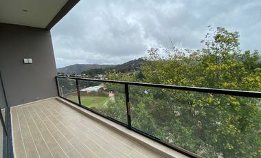 casa en arriendo en la calera. Cod A4852