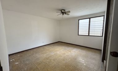 casa en arriendo en prados del norte. Cod A3593