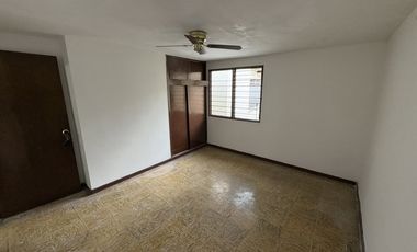 casa en arriendo en prados del norte. Cod A3593