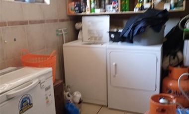 Casa en venta de 267 m2 + Terreno de 1.956 m2 en Rancagua
