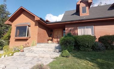 Casa en venta de 267 m2 + Terreno de 1.956 m2 en Rancagua