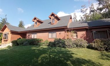 Casa en venta de 267 m2 + Terreno de 1.956 m2 en Rancagua