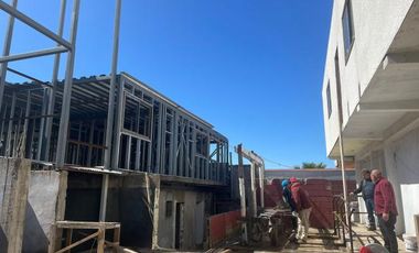 Av. Los Carrera/Héroes de la Concepción - Local Comercial - Venta