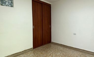 casa en arriendo en granada. Cod A108214