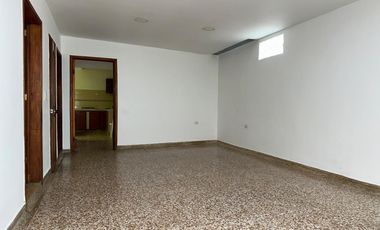 casa en arriendo en granada. Cod A108214