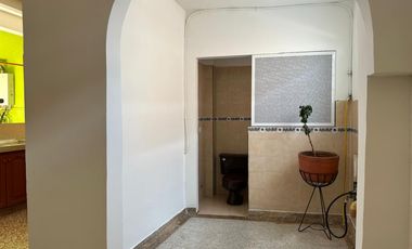 casa en arriendo en granada. Cod A108214