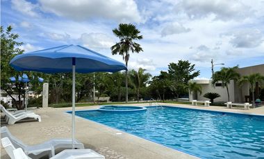 CASA  AMPLIA EN URB MANTA BEACH, MANTA