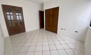 Casa en Venta Cerca de la Torre Empresarial