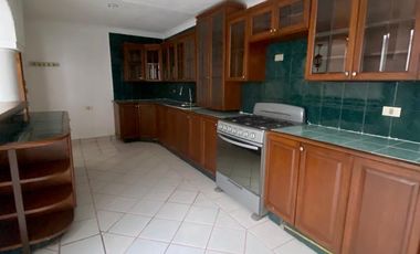 Casa en Venta Cerca de la Torre Empresarial