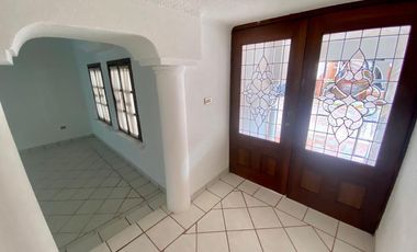 Casa en Venta Cerca de la Torre Empresarial