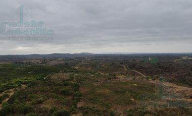 VENTA DE HACIENDA EN KM 43 SOBRE  VIA A LA COSTA Y DA AL CANAL  DE CEDEGE