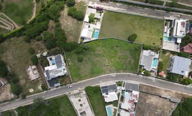 lote en venta en pradomar. Cod V1044