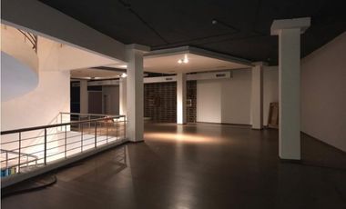 VENTA O ALQUILER EDIFICIO COMERCIAL 3 NIVELES