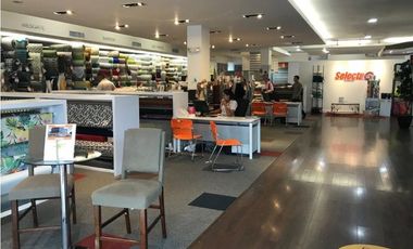 VENTA O ALQUILER EDIFICIO COMERCIAL 3 NIVELES