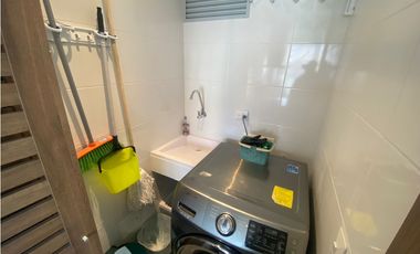 SE ARRIENDA APARTAMENTO AMOBLADO EN EL RODADERO SUR