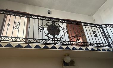 Residencia con espacios amplios