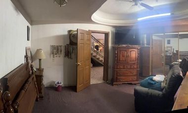 Residencia con espacios amplios