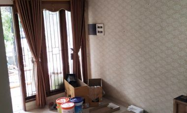 Disewakan Rumah Besar Siap Huni