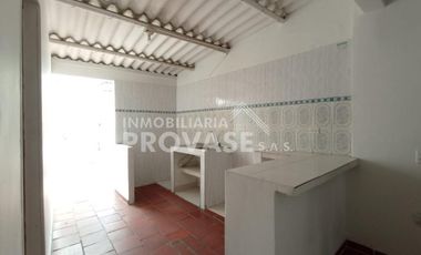 casa en arriendo en el contento. Cod A2728