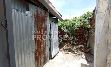 casa en arriendo en el contento. Cod A2728