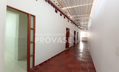 casa en arriendo en el contento. Cod A2728