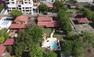 Casa con vista al mar, Playa Malibú, Nueva Gorgona