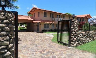 Casa con vista al mar, Playa Malibú, Nueva Gorgona